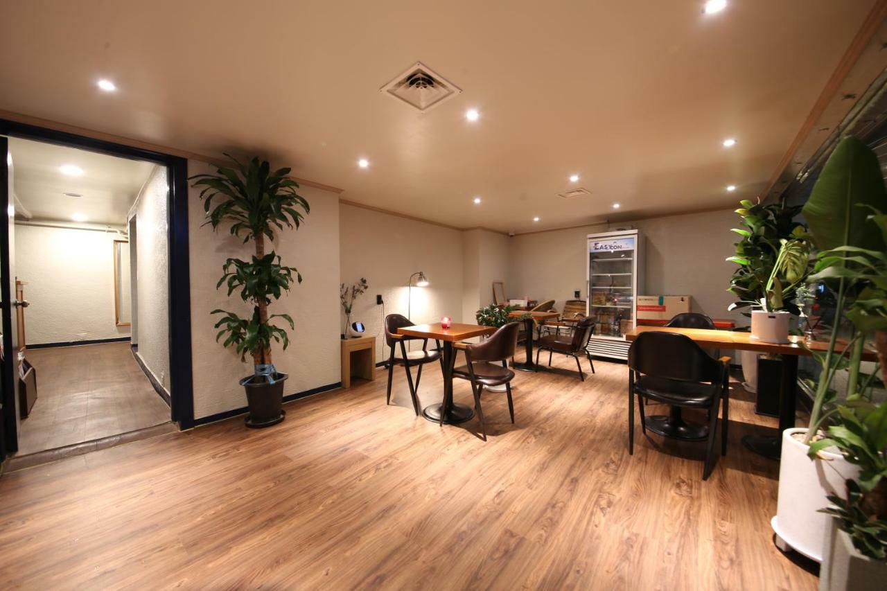 Hotel Sulla Jongno Seoul Exterior photo